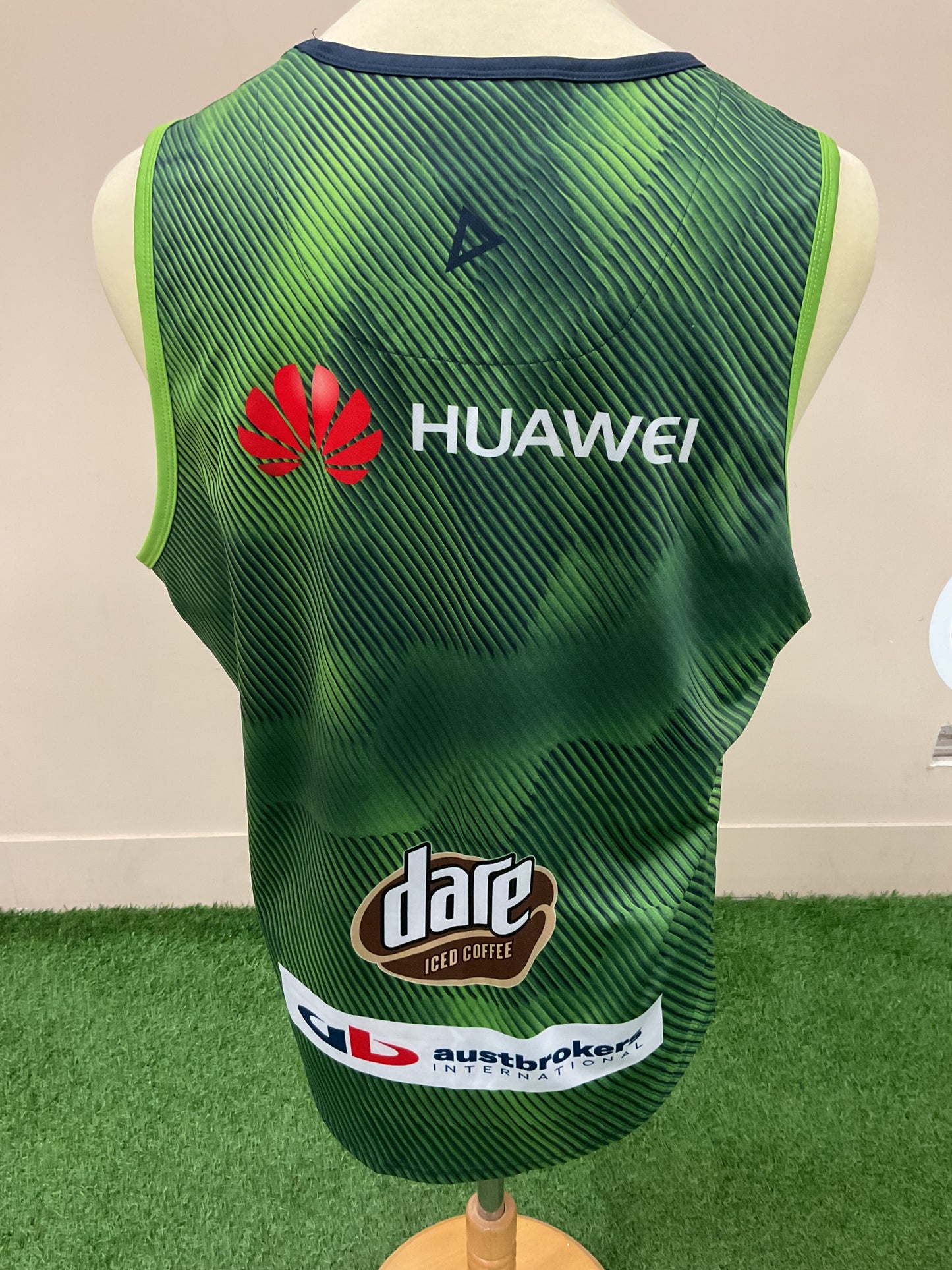 CANBERRA RAIDERS GREEN VEST