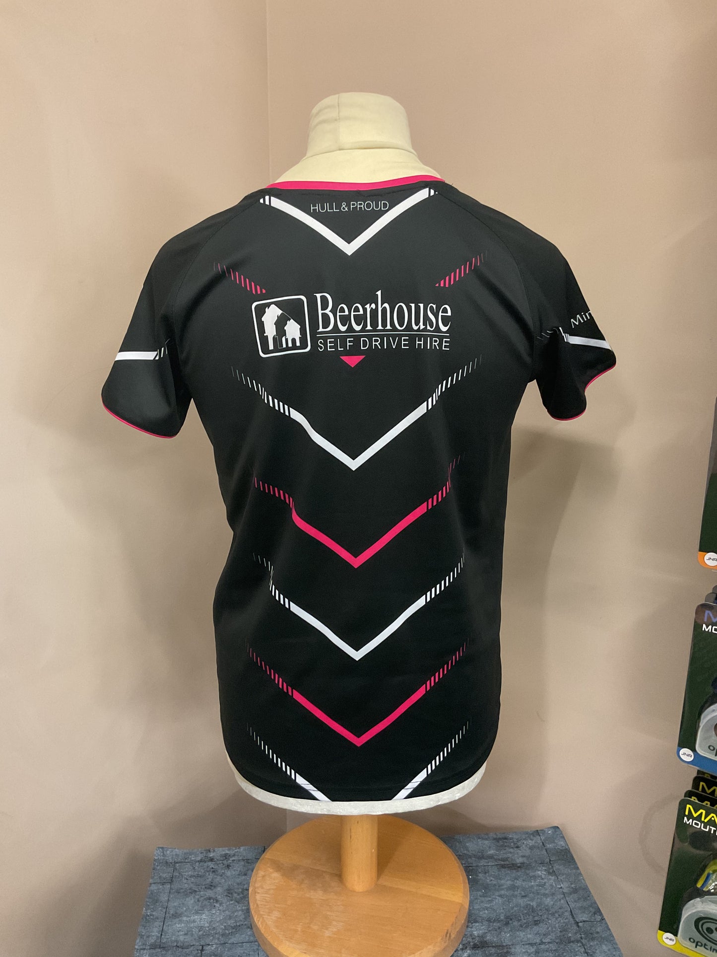 HULL FC BLACK , PINK AND WHITE TRAINING TEE - SIZE -14