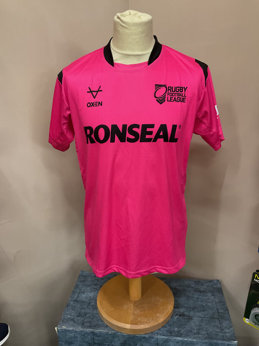 PINK REFEREE SHIRT - SIZE - M