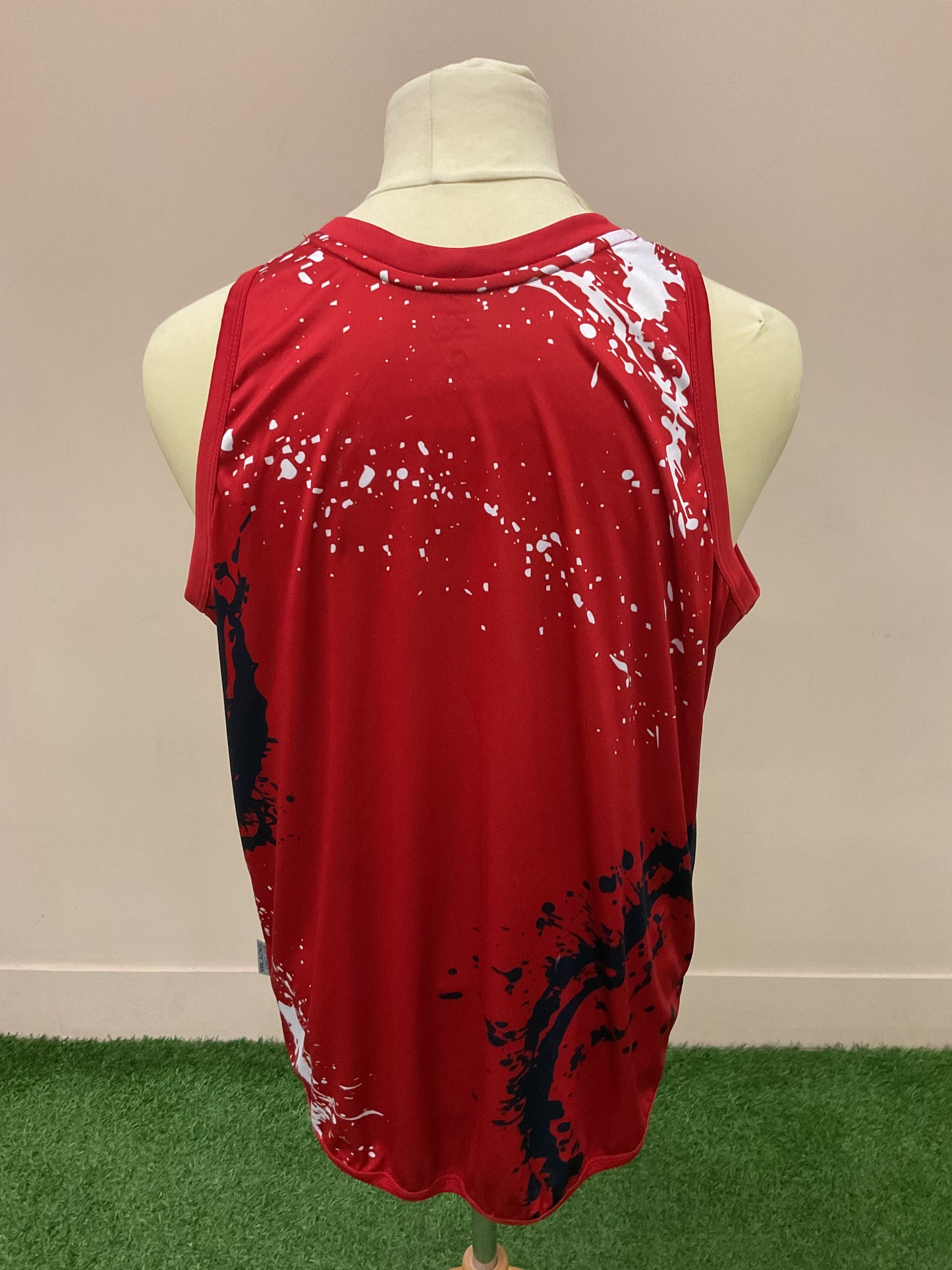 HULL KR RED & NAVY VEST