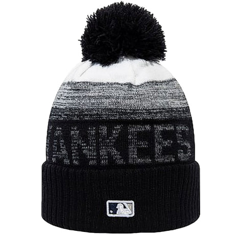 NEW YORK YANKEES BOBBLE HAT