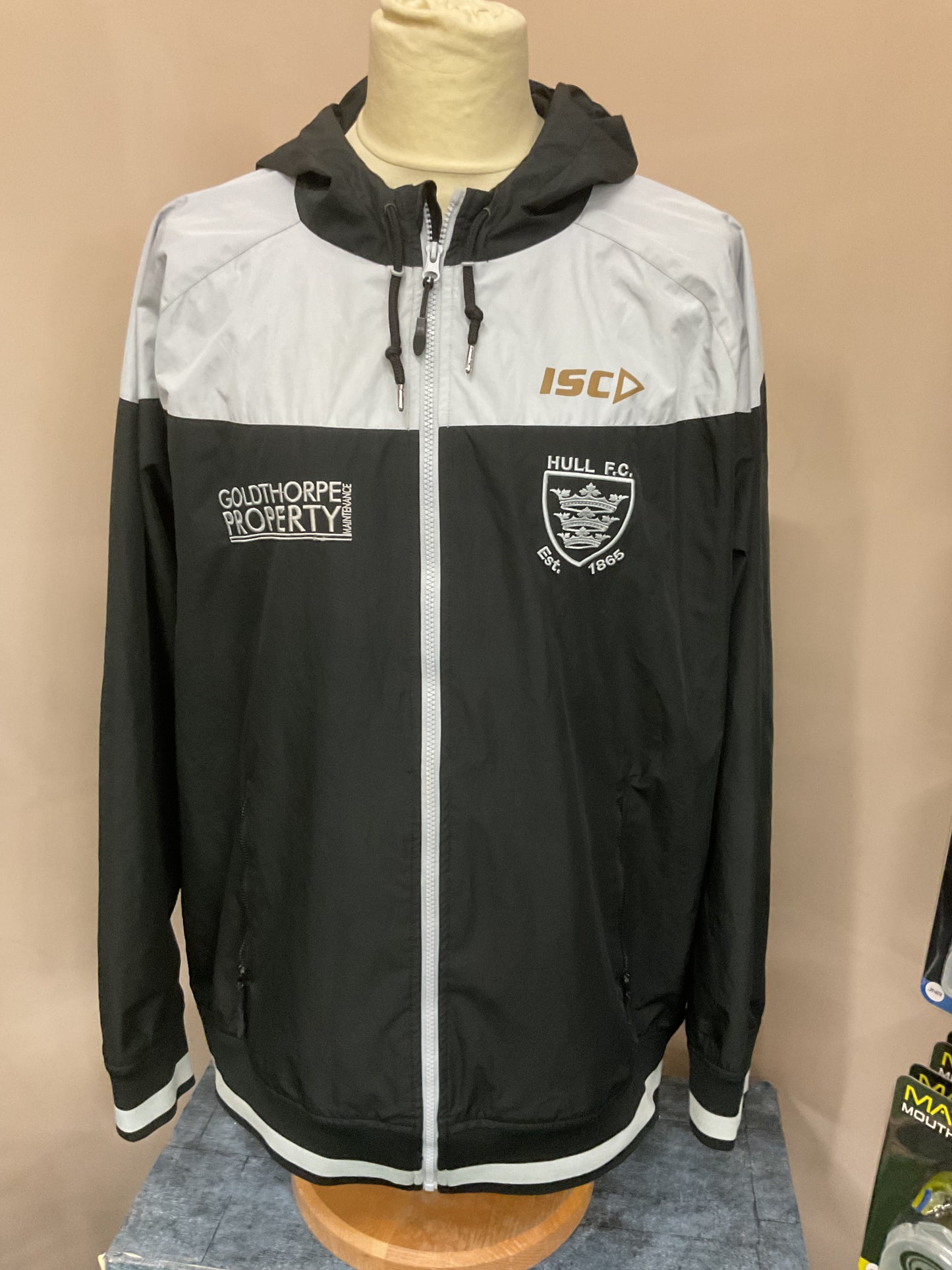 HULL FC BLACK AND WHITE RAIN JACKET - SIZE - 3XL