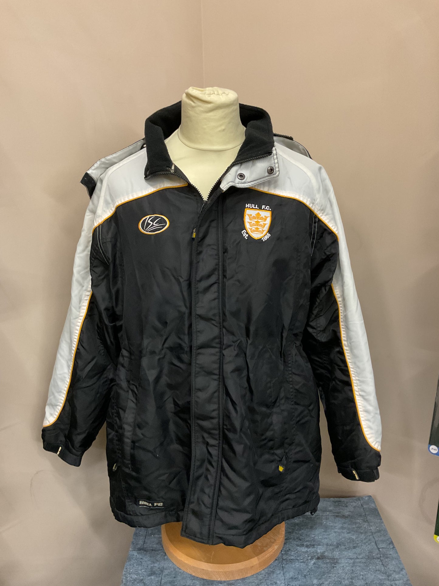 HULL FC FLEECED LINED COAT - SIZE - M