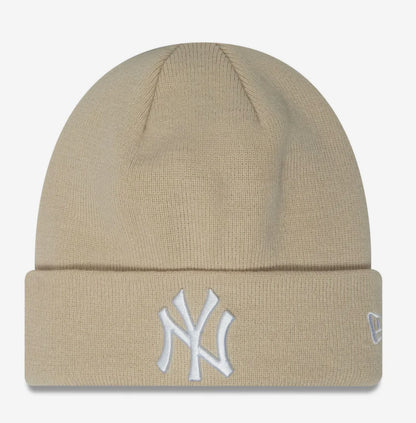 NEW ERA WHITE LOGO BEANIE