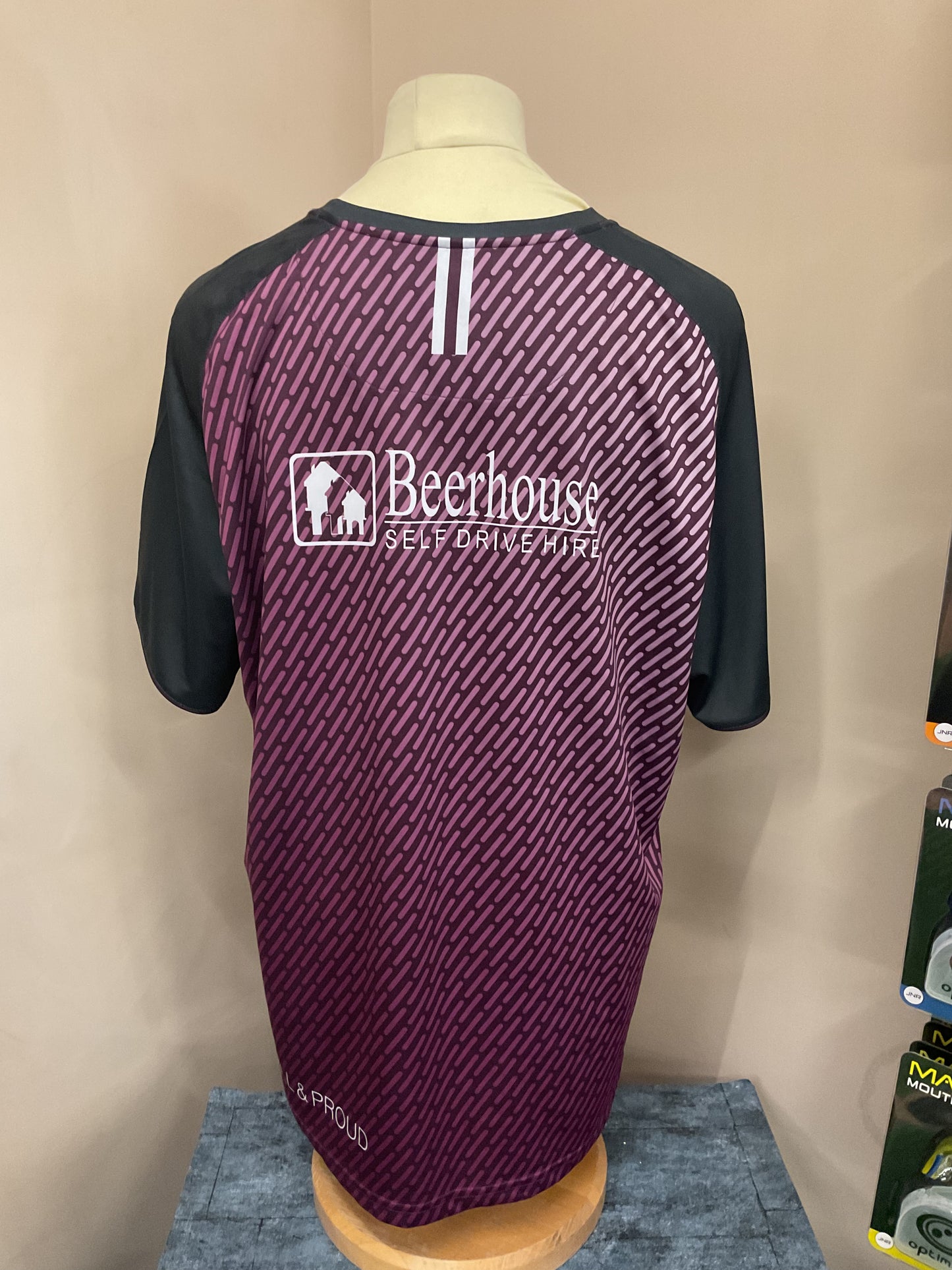HULL FC BLACK AND MAROON TRAINING TEE - SIZE - 3XL