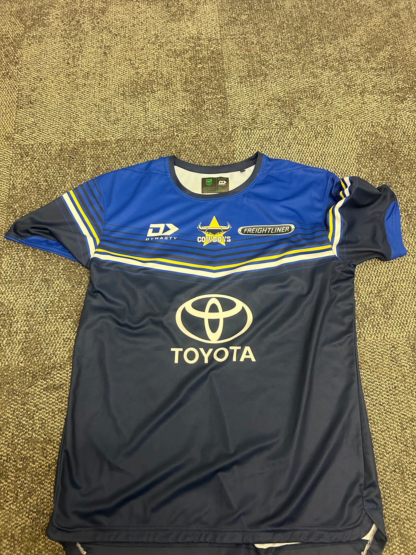 RETRO NQ COWBOYS BLUE/NAVY TOYOTA